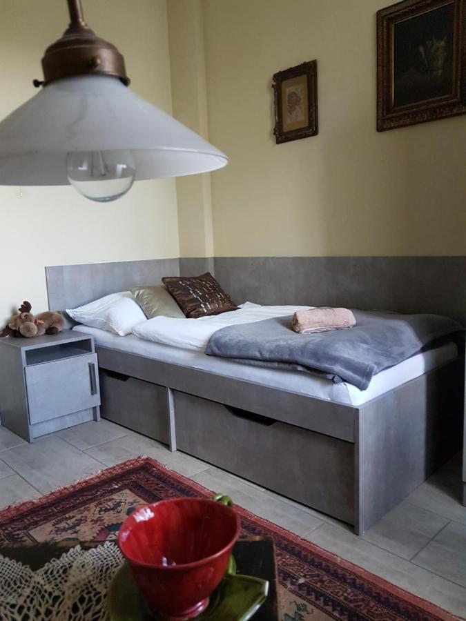 Ketbodonyi Apartments Buitenkant foto