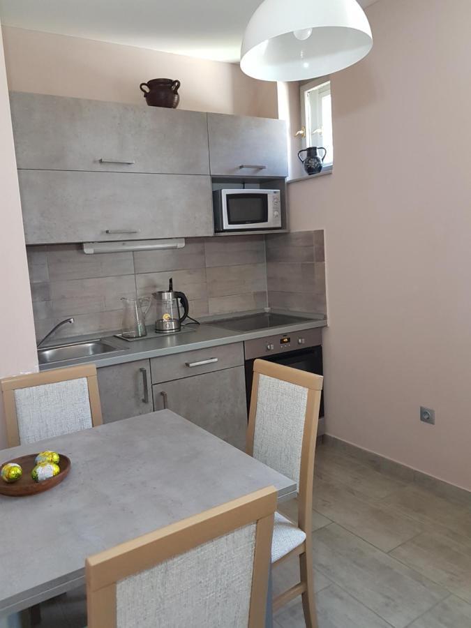 Ketbodonyi Apartments Buitenkant foto